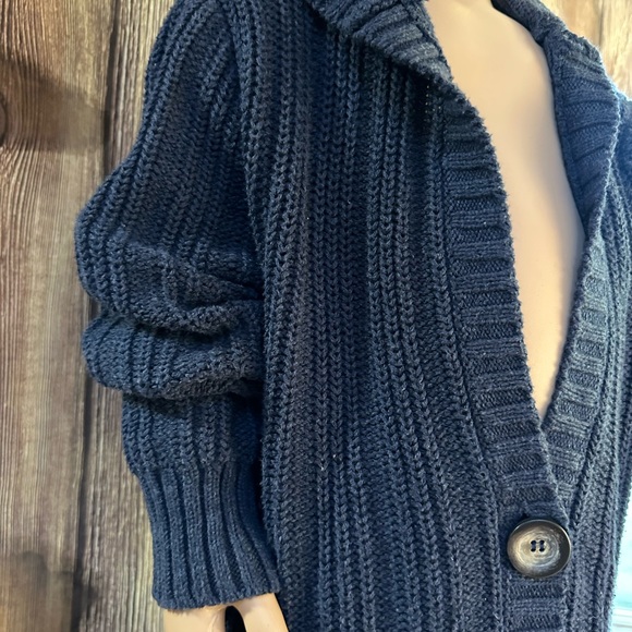 Aeropostale Girls' Blue Sweater | Size XS/TP | 60% Cotton, 40% Acrylic - Picture 4 of 11